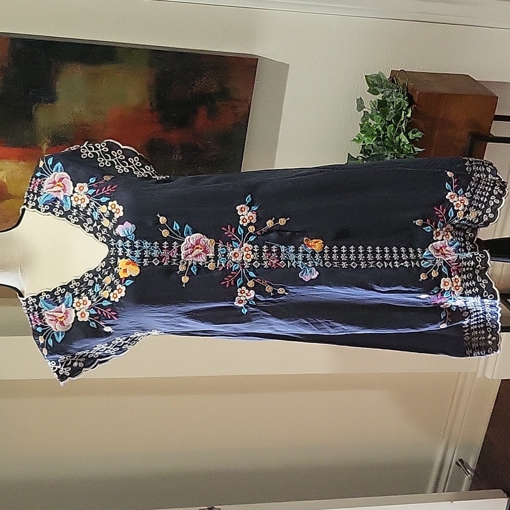 Johnny Was Embroidered Dress Size XS